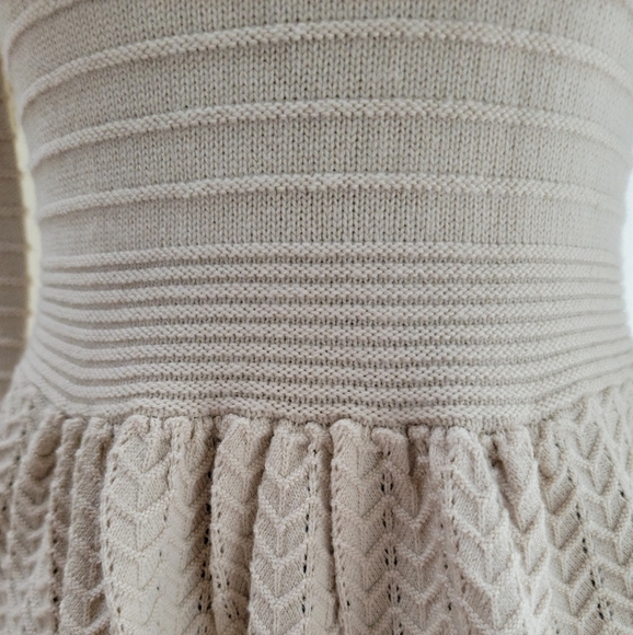Jessica Simpson Tan Sweater Dress EUC Size M - Picture 4 of 11